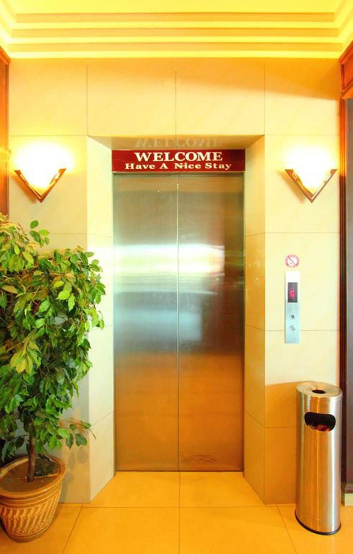 Grandpa Hotel Port Dickson Exterior photo
